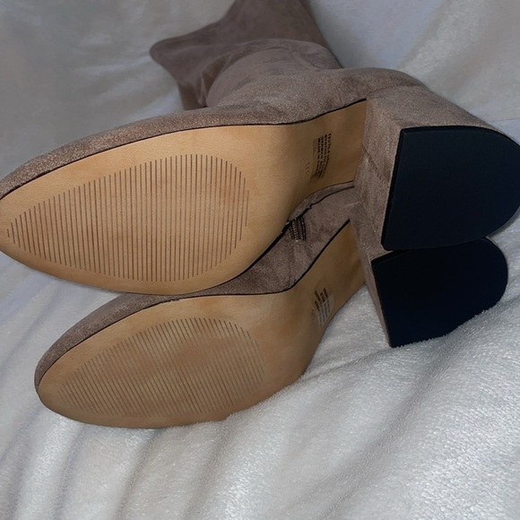 NWT Anthropologie Silent D ROSEMARY Boot in Taupe - Picture 11 of 12